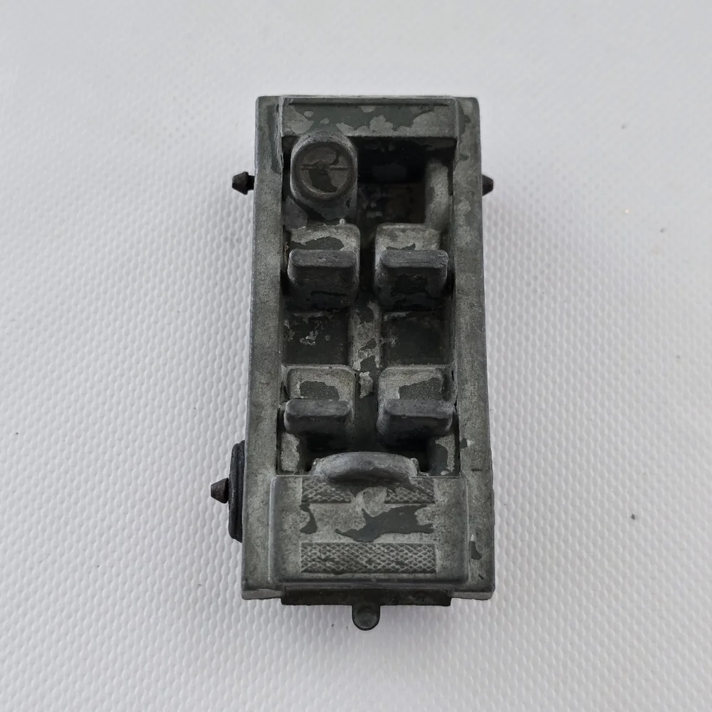Vintage Midgetoy Army Jeep USA Die Cast Metal Military Vehicle Rockford IL 2.5
